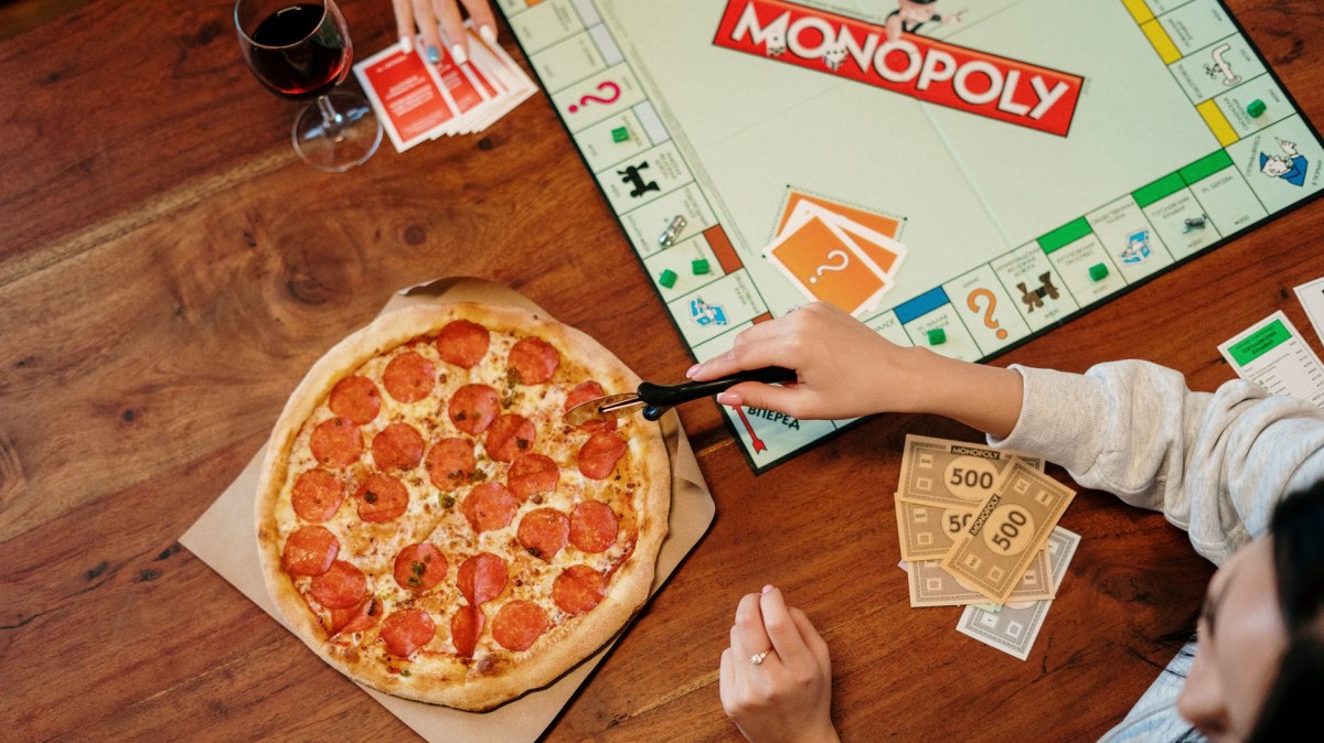 Times of a pandemic: Virtual board games with friends, beer and&nbsp;pizza